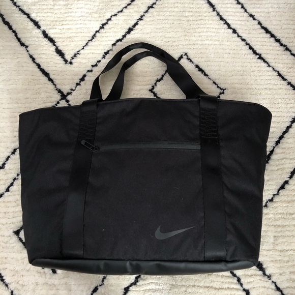 nike weekend bag